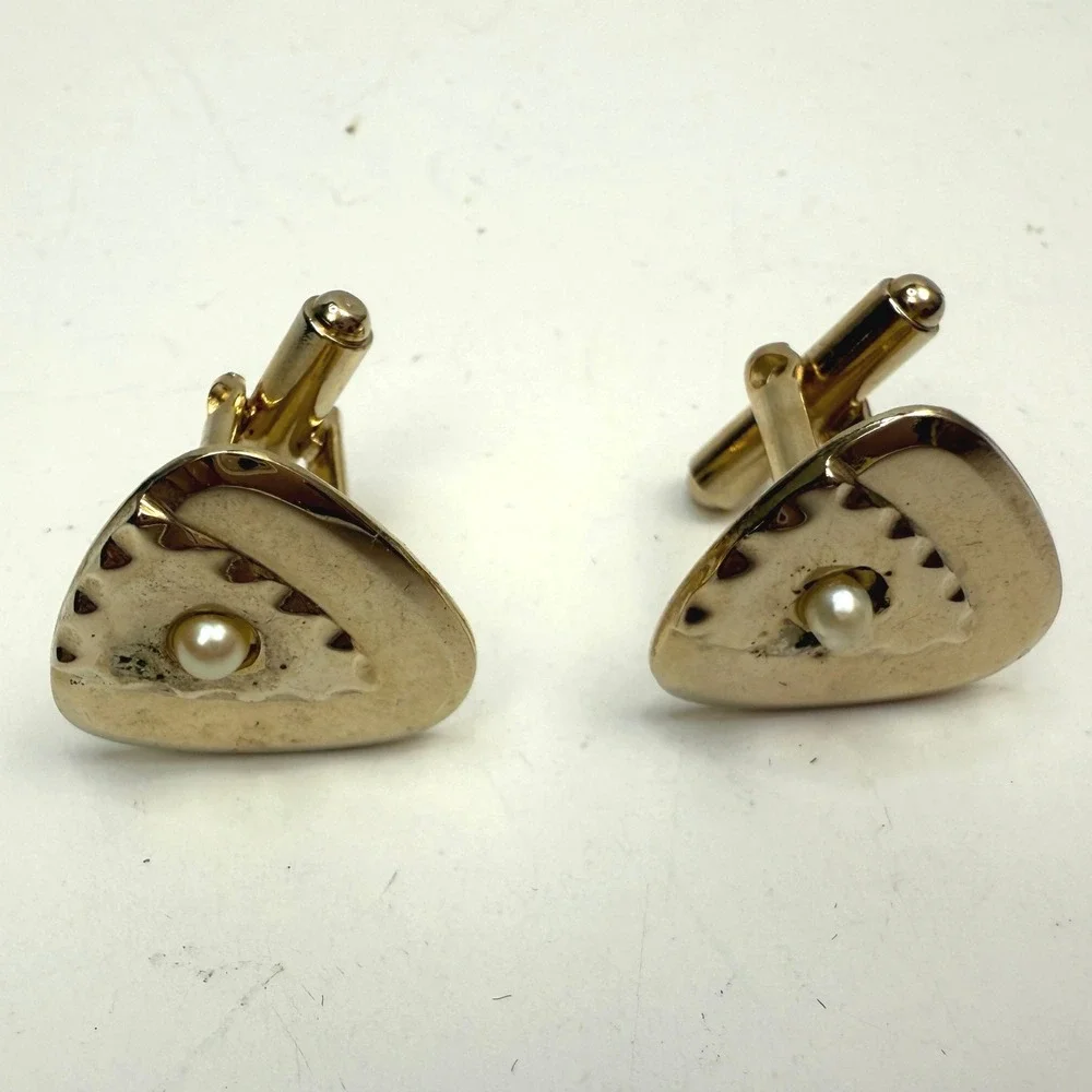 Vtg Mens Triangle Faux Pearl Accent Cufflinks Gold Tone Classic Jewelry 1 in